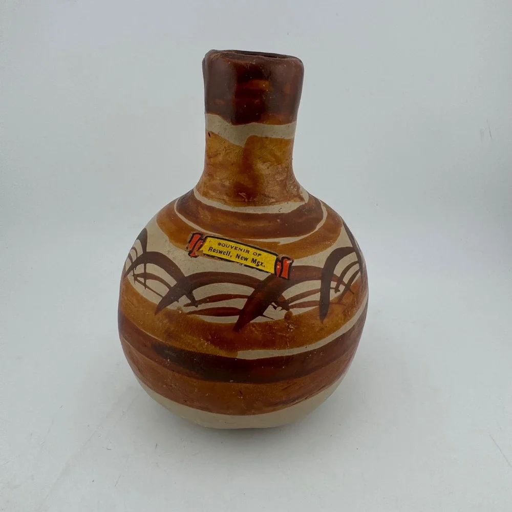 Mexican Pottery Bud Vase Small Brown Tan Roswell NM Souvenir Folk Art
